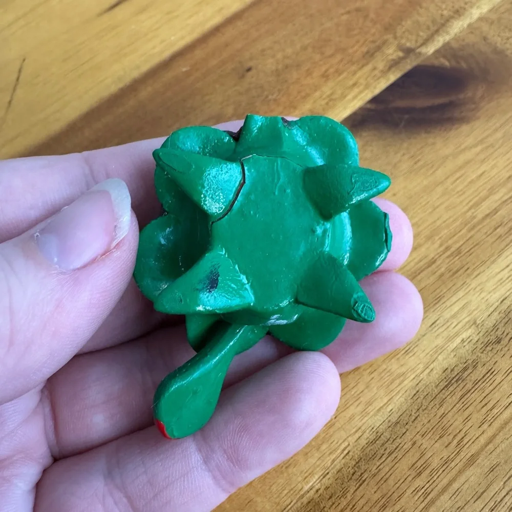 Green‎ beaded shell turtle Mexico style